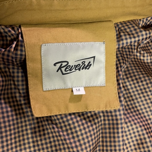 Tan trench coat - Picture 3 of 5